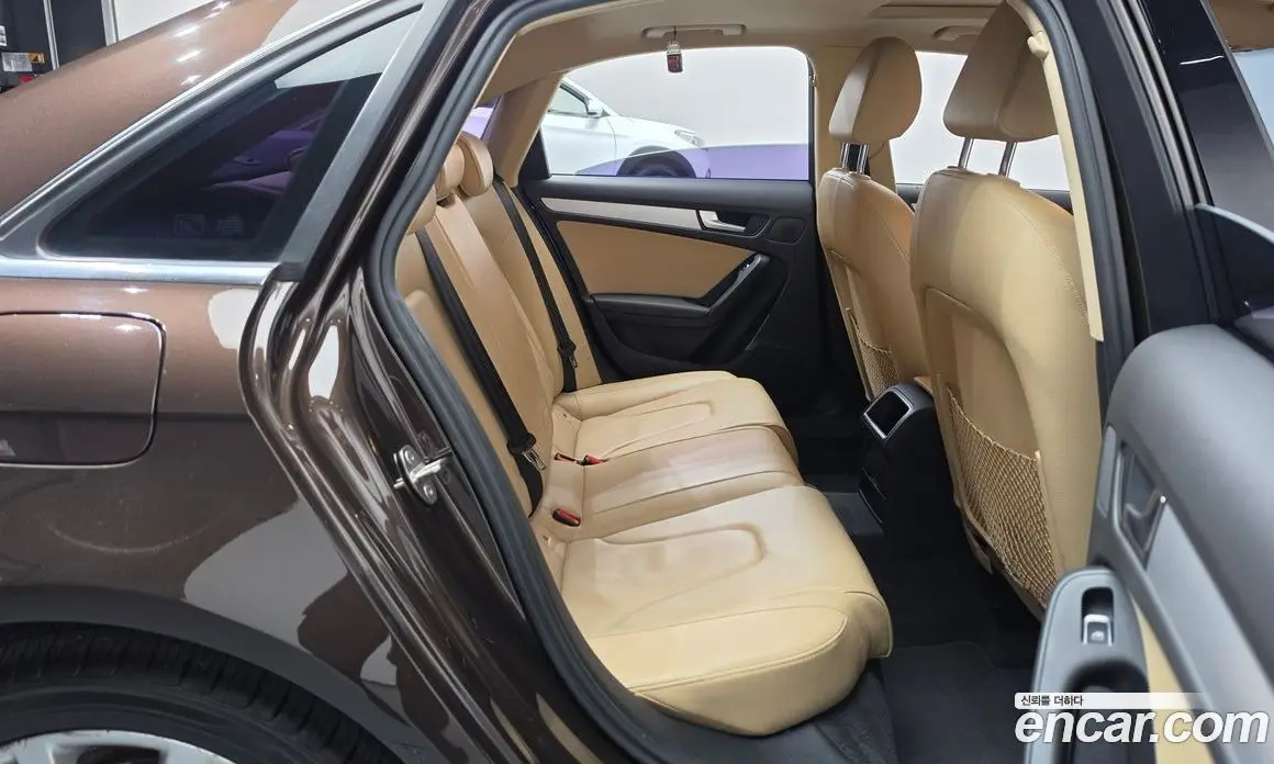 Audi A4 2015 2.0 автомат (гидро), фото 12