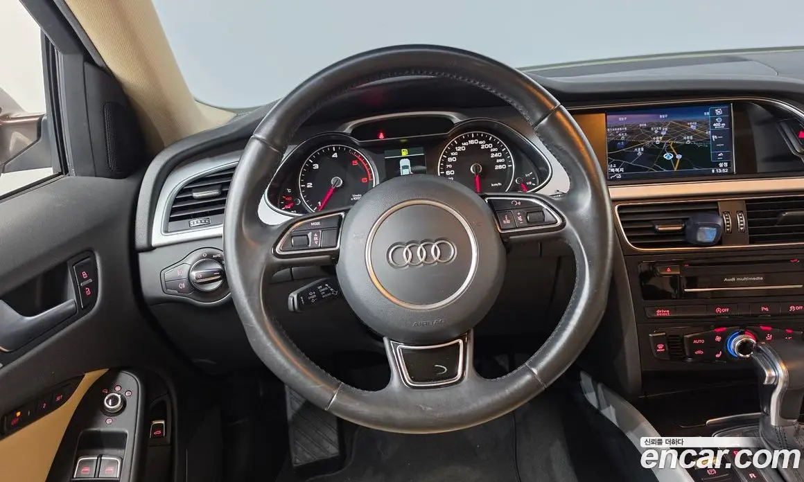 Audi A4 2015 2.0 автомат (гидро), фото 13