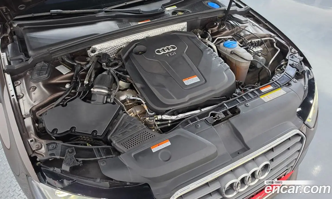 Audi A4 2015 2.0 автомат (гидро), фото 6