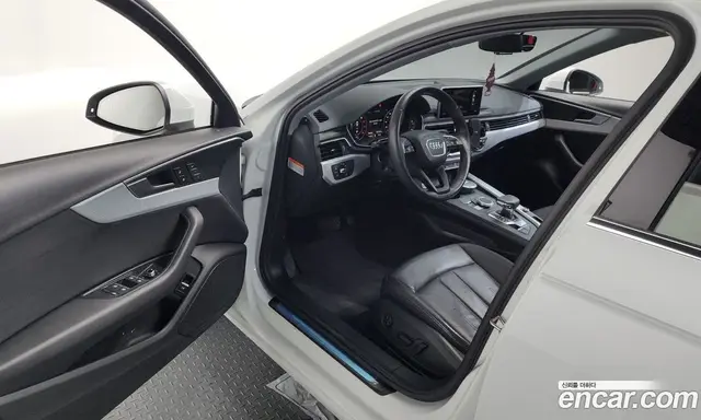 Audi A4 2019 2.0 автомат (гидро), миниатюра 12