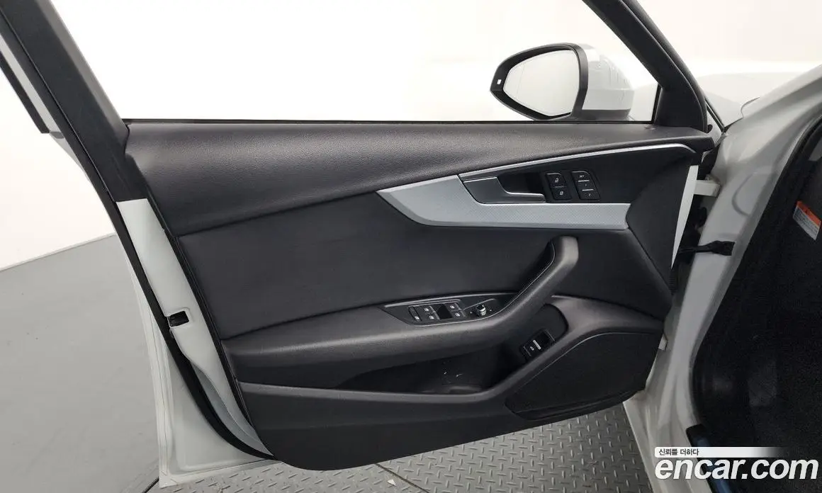 Audi A4 2019 2.0 автомат (гидро), фото 13 Audi A4 2019 2.0 автомат (гидро), фото 13