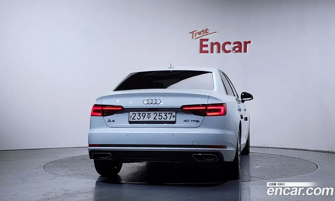Audi A4 2019 2.0 автомат (гидро), фото 3 Audi A4 2019 2.0 автомат (гидро), фото 3