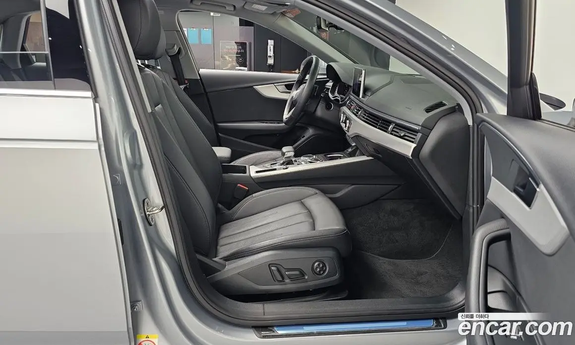 Audi A4 2019 2.0 автомат (гидро), фото 15