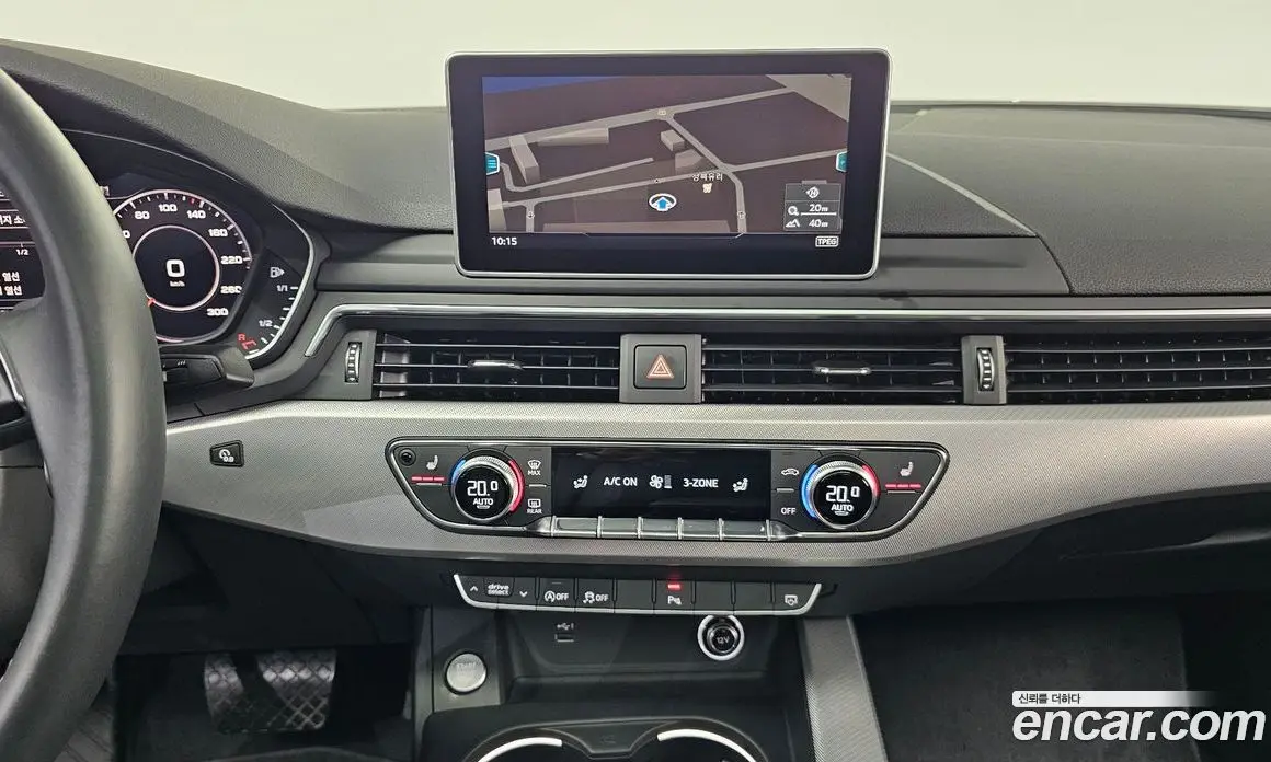 Audi A4 2019 2.0 автомат (гидро), фото 17