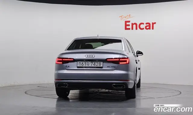 Audi A4 2019 2.0 автомат (гидро), миниатюра 3