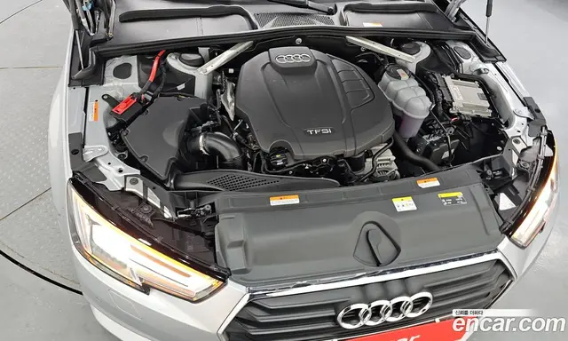 Audi A4 2019 2.0 автомат (гидро), миниатюра 5