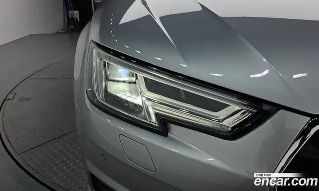 Audi A4 2019 2.0 автомат (гидро), миниатюра 7
