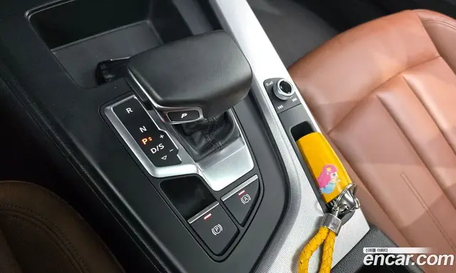 Audi A4 2022 2.0 автомат (гидро), миниатюра 12