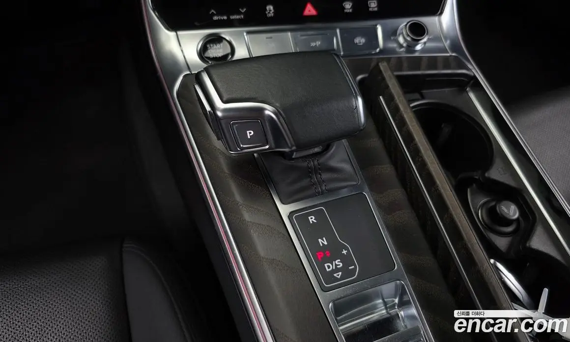 Audi A6 2021 2.0 автомат (гидро), фото 12
