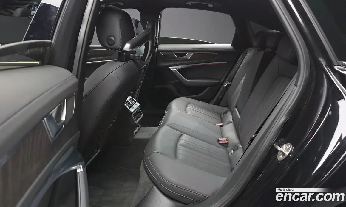 Audi A6 2021 2.0 автомат (гидро), фото 16