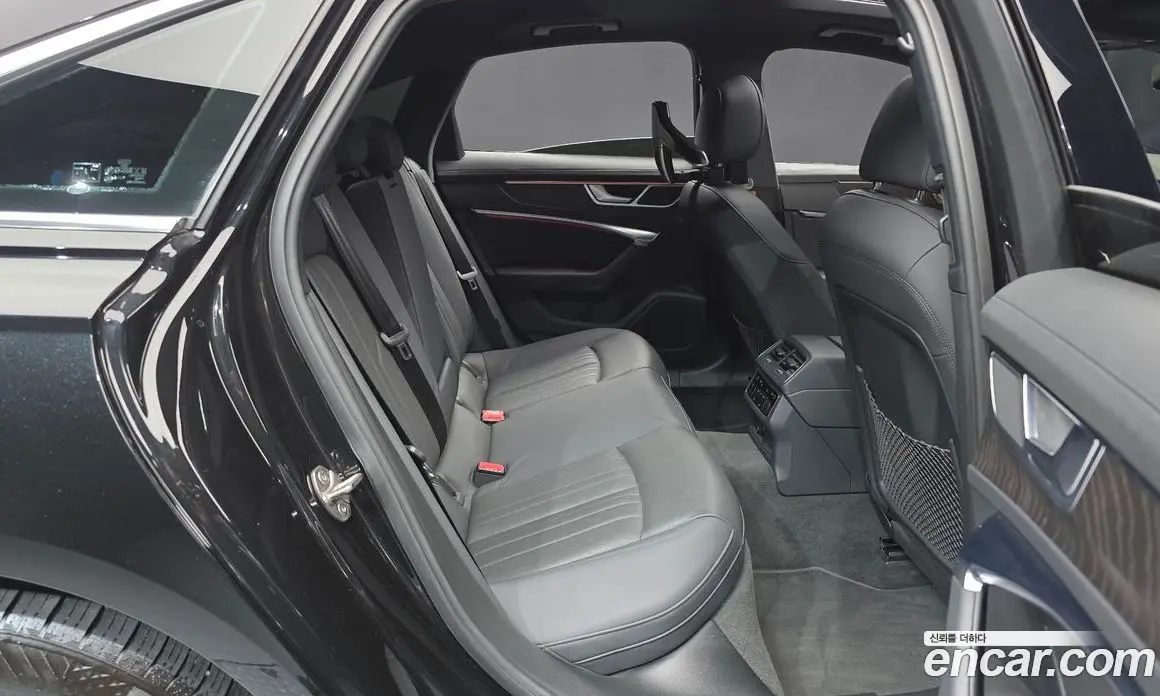 Audi A6 2021 2.0 автомат (гидро), фото 18