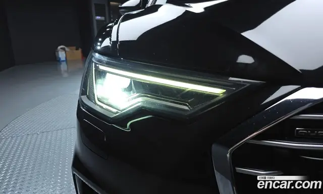 Audi A6 2021 2.0 автомат (гидро), миниатюра 8
