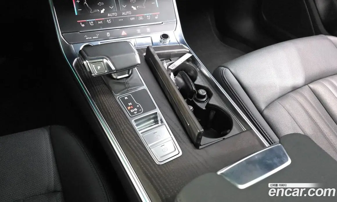 Audi A6 2022 2.0 автомат (гидро), фото 12