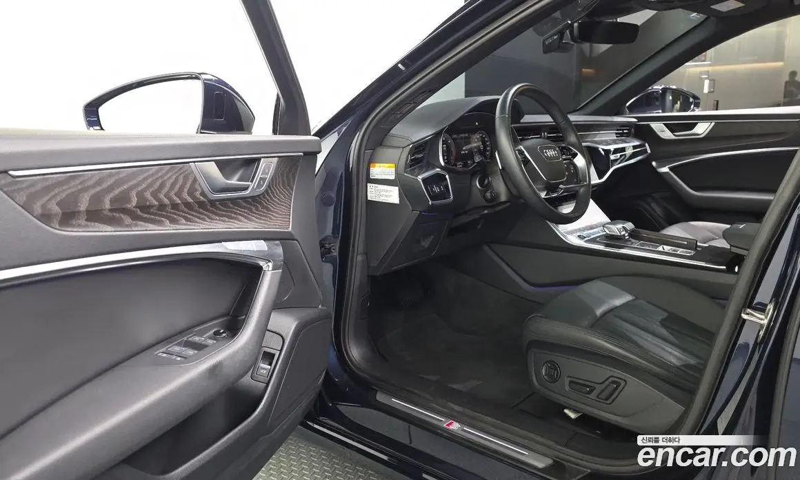 Audi A6 2022 2.0 автомат (гидро), фото 13