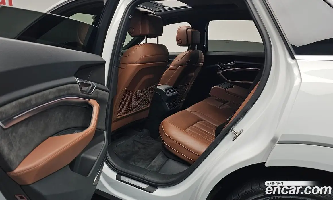 Audi e-tron 2020 0.2 автомат (гидро), фото 16 Audi e-tron 2020 0.2 автомат (гидро), фото 16