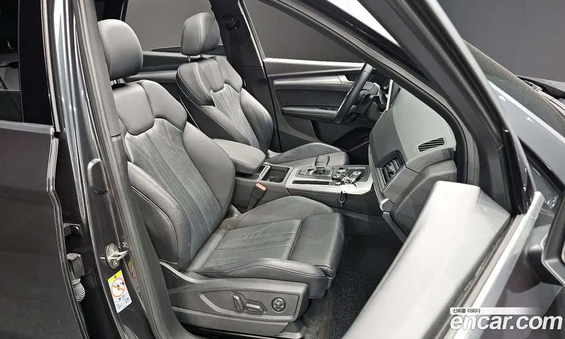 Audi Q5 2020 2.0 автомат (гидро), фото 15
