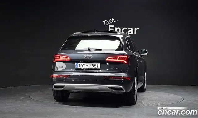 Audi Q5 2020 2.0 автомат (гидро), миниатюра 3