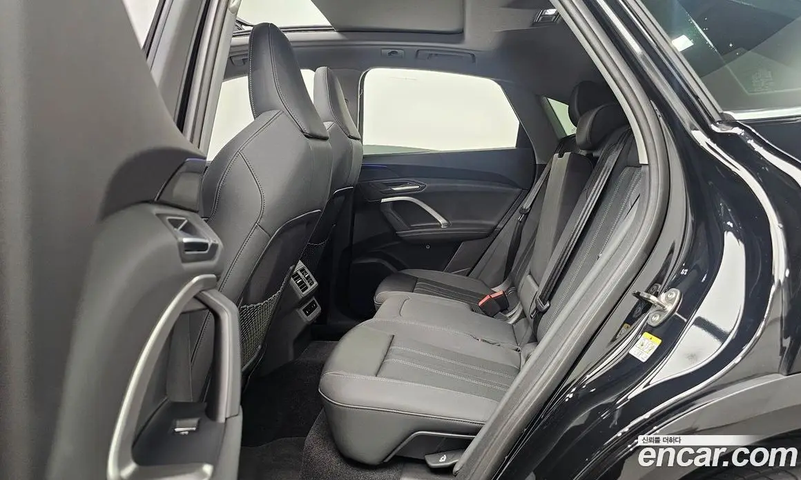 Audi Q5 2025 2.0 автомат (гидро), фото 18