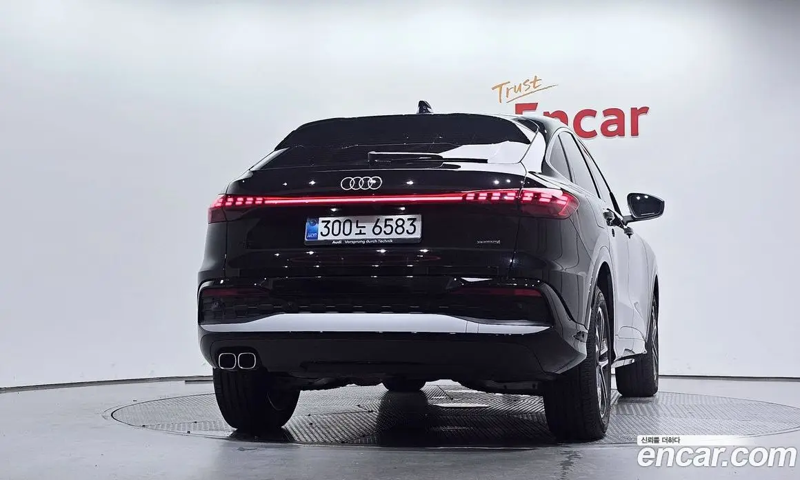 Audi Q5 2025 2.0 автомат (гидро), фото 4