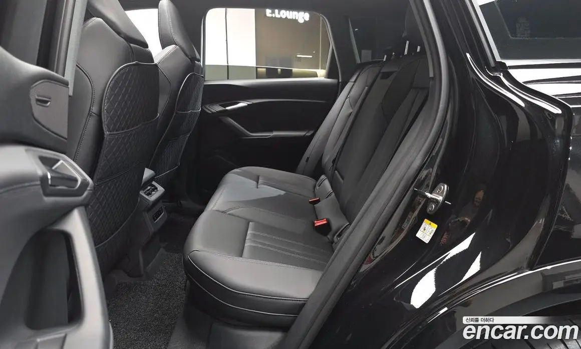 Audi Q6 e-tron 2025 0.2 автомат (гидро), фото 16