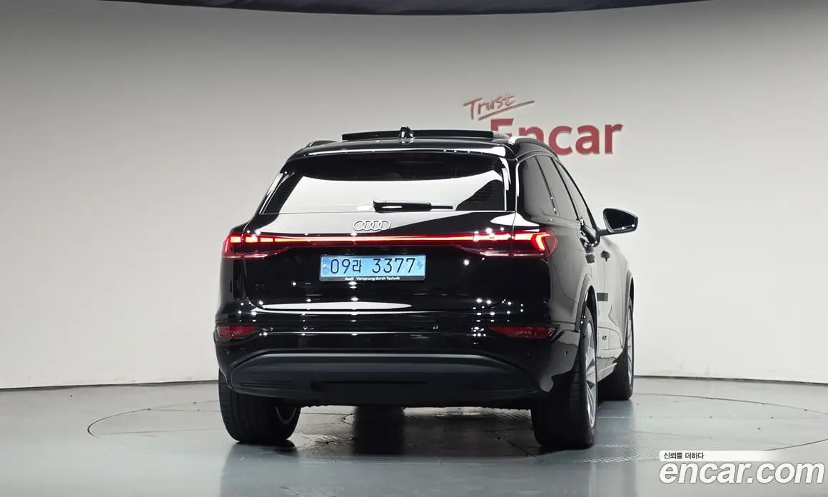 Audi Q6 e-tron 2025 0.2 автомат (гидро), фото 3