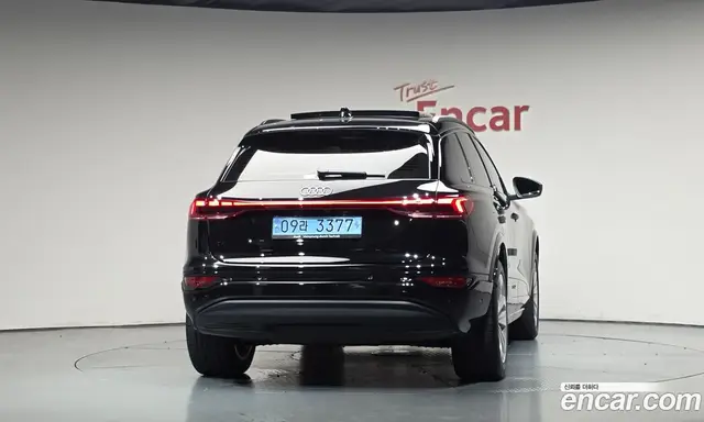 Audi Q6 e-tron 2025 0.2 автомат (гидро), миниатюра 3