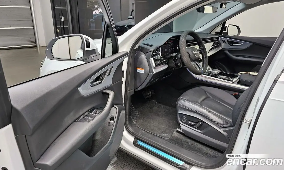 Audi Q7 2020 3.0 автомат (гидро), фото 13