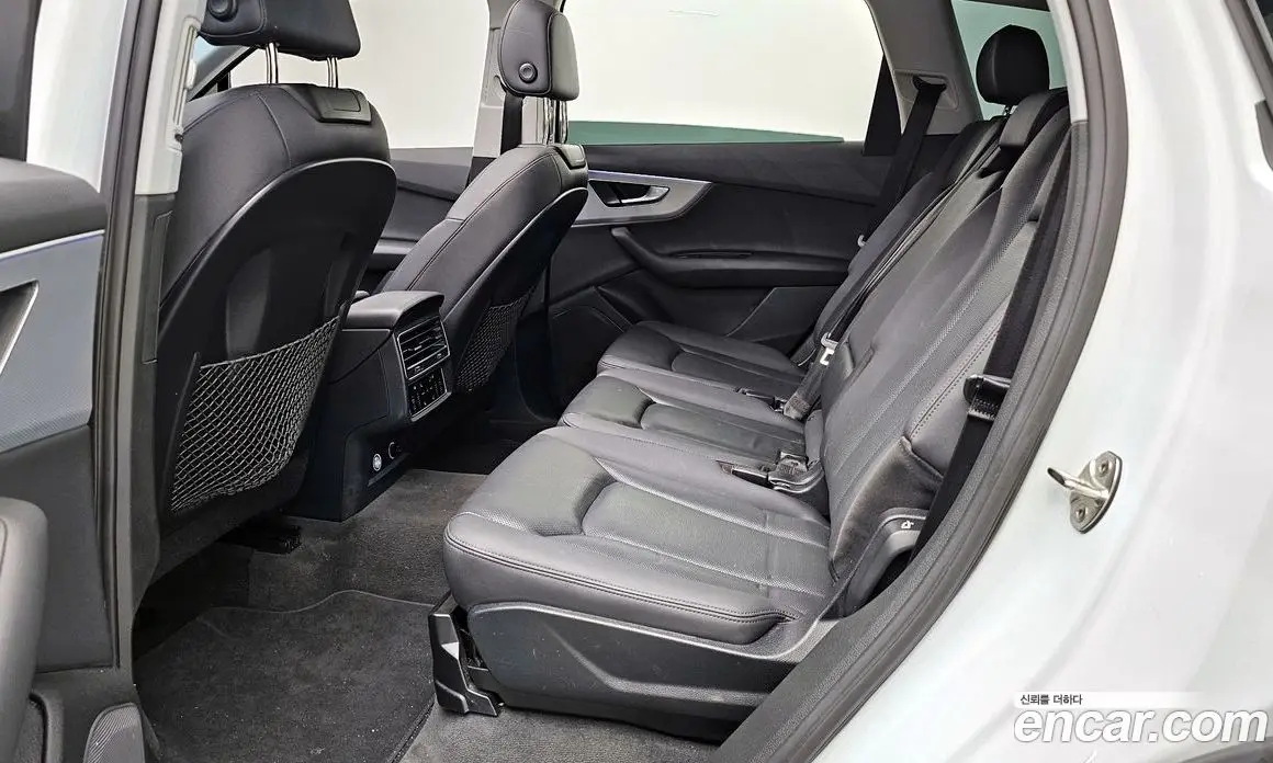 Audi Q7 2020 3.0 автомат (гидро), фото 16
