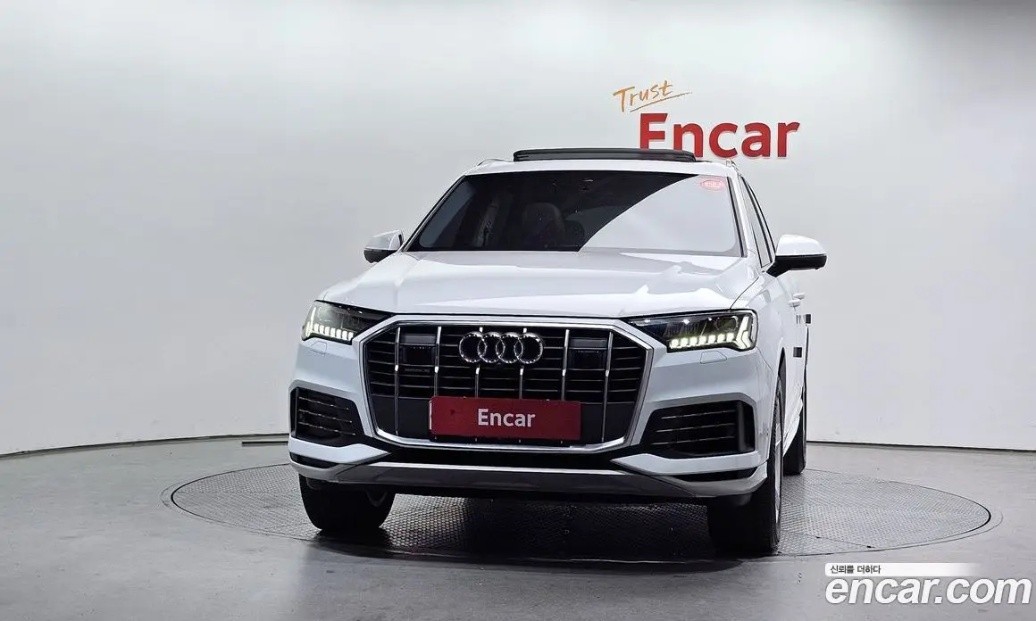 Audi Q7 2020 3.0 автомат (гидро), фото 3
