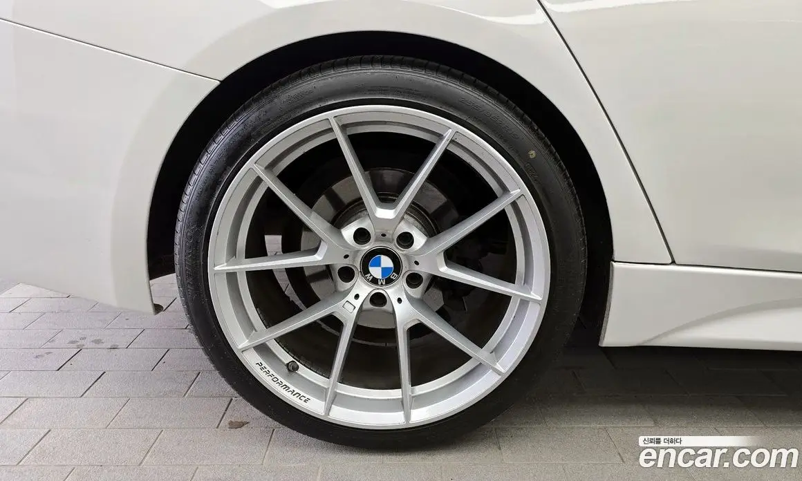 BMW 3 серия 2017 2.0 автомат (гидро), фото 5 BMW 3 серия 2017 2.0 автомат (гидро), фото 5