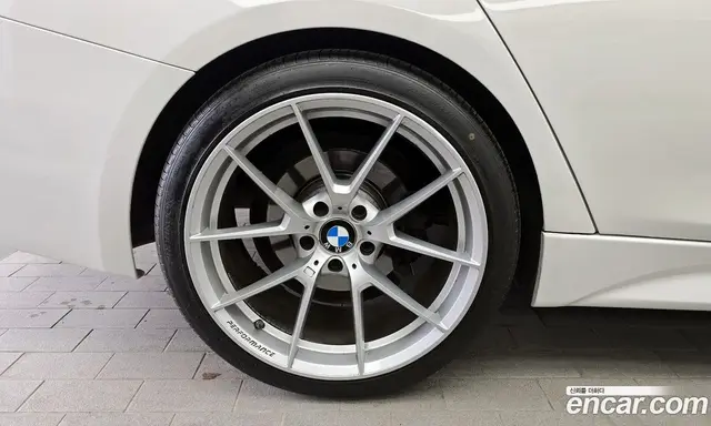 BMW 3 серия 2017 2.0 автомат (гидро), миниатюра 5 BMW 3 серия 2017 2.0 автомат (гидро), миниатюра 5