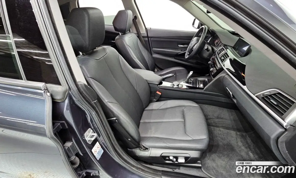 BMW 3 серия 2018 2.0 автомат (гидро), фото 16