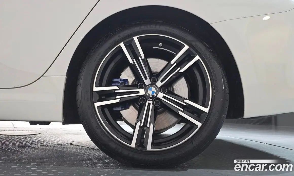 BMW 3 серия 2023 2.0 автомат (гидро), фото 6 BMW 3 серия 2023 2.0 автомат (гидро), фото 6