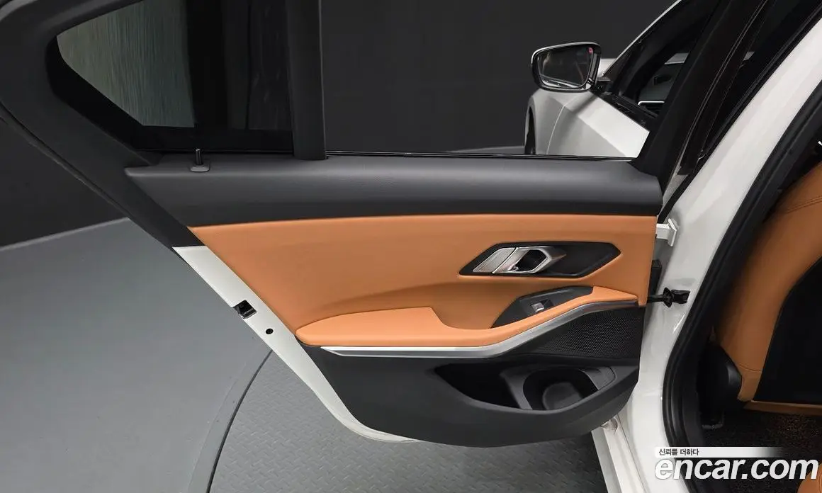 BMW 3 серия 2024 2.0 автомат (гидро), фото 15 BMW 3 серия 2024 2.0 автомат (гидро), фото 15