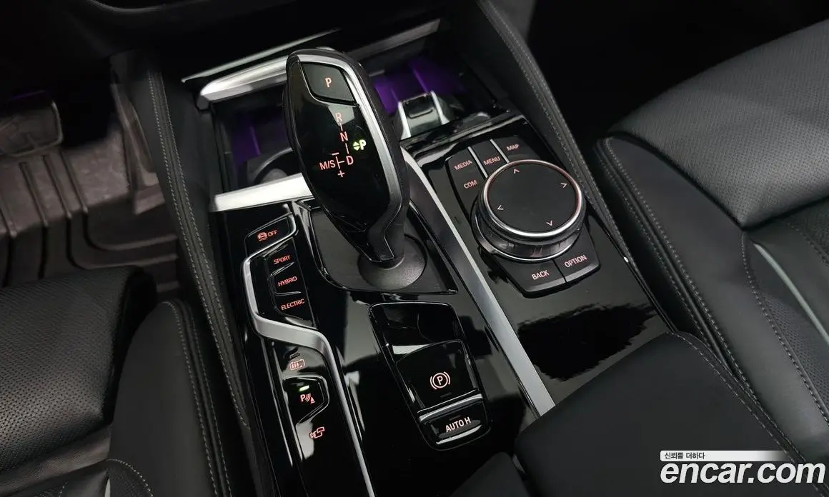 BMW 5 серия 2023 2.0 автомат (гидро), фото 12