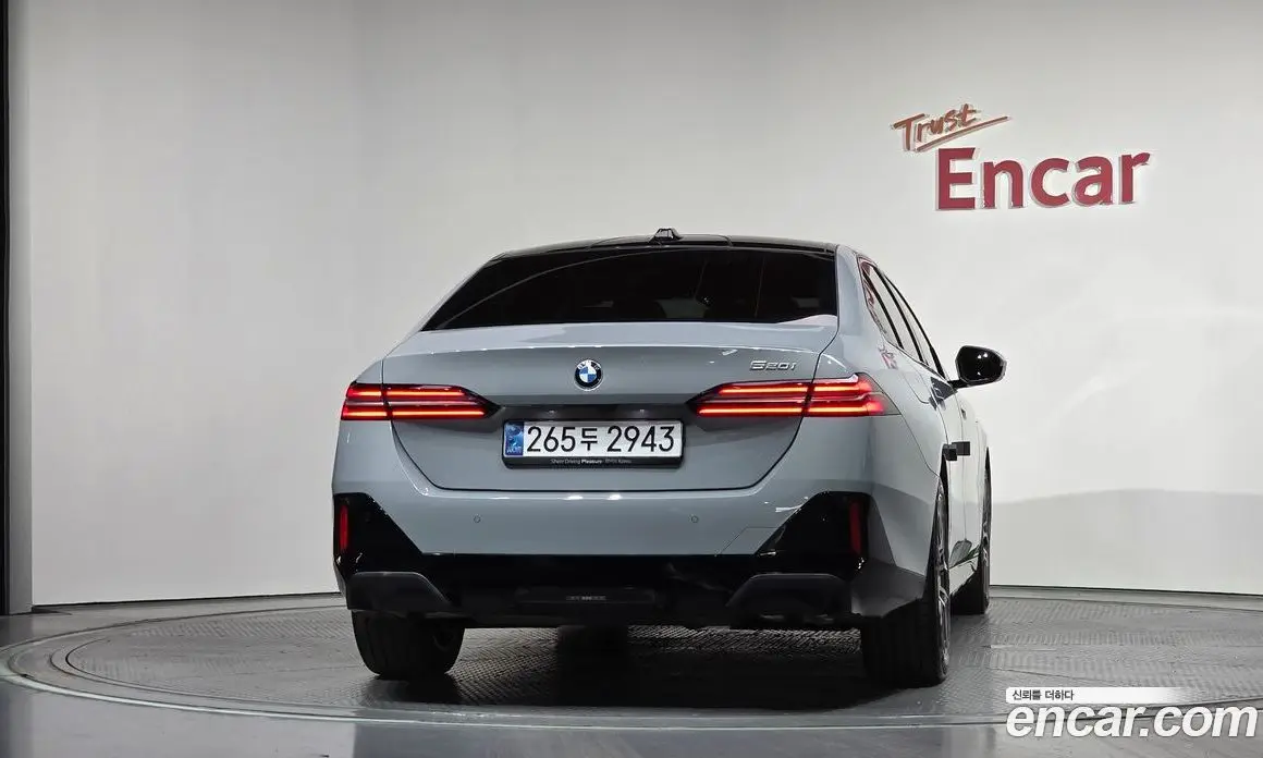 BMW 5 серия 2024 2.0 автомат (гидро), фото 4