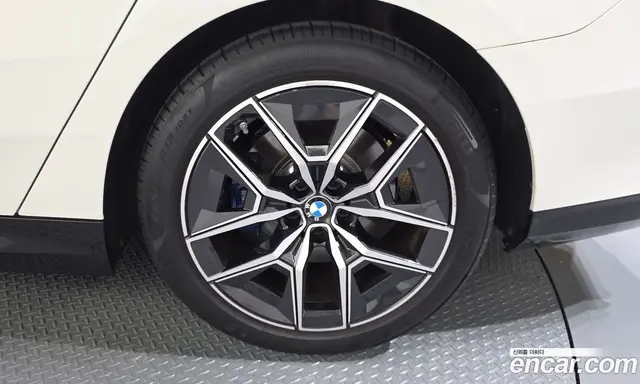 BMW 5 серия 2024 2.0 автомат (гидро), миниатюра 7