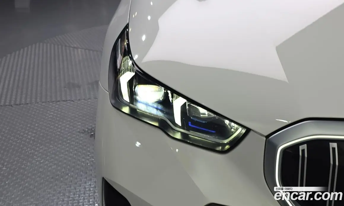 BMW 5 серия 2024 2.0 автомат (гидро), фото 8