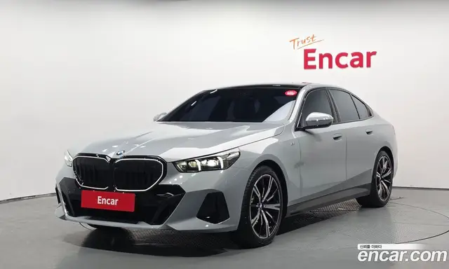 BMW 5 серия, 2025, 10 851 км