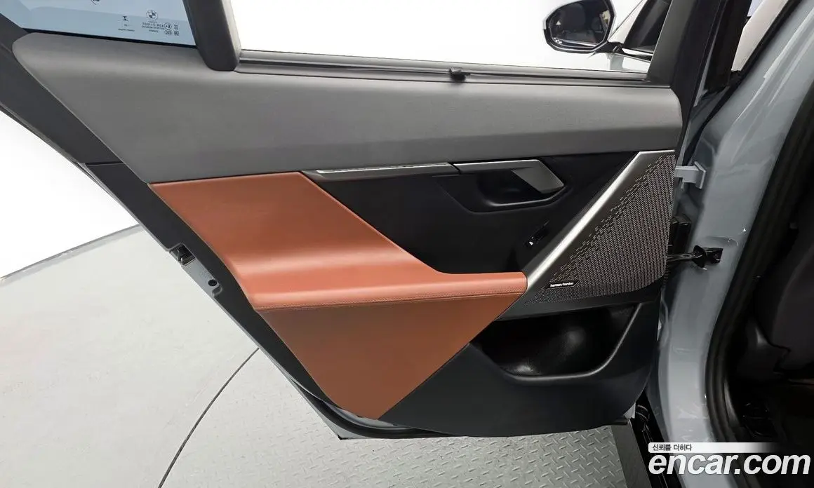BMW 5 серия 2025 2.0 автомат (гидро), фото 15