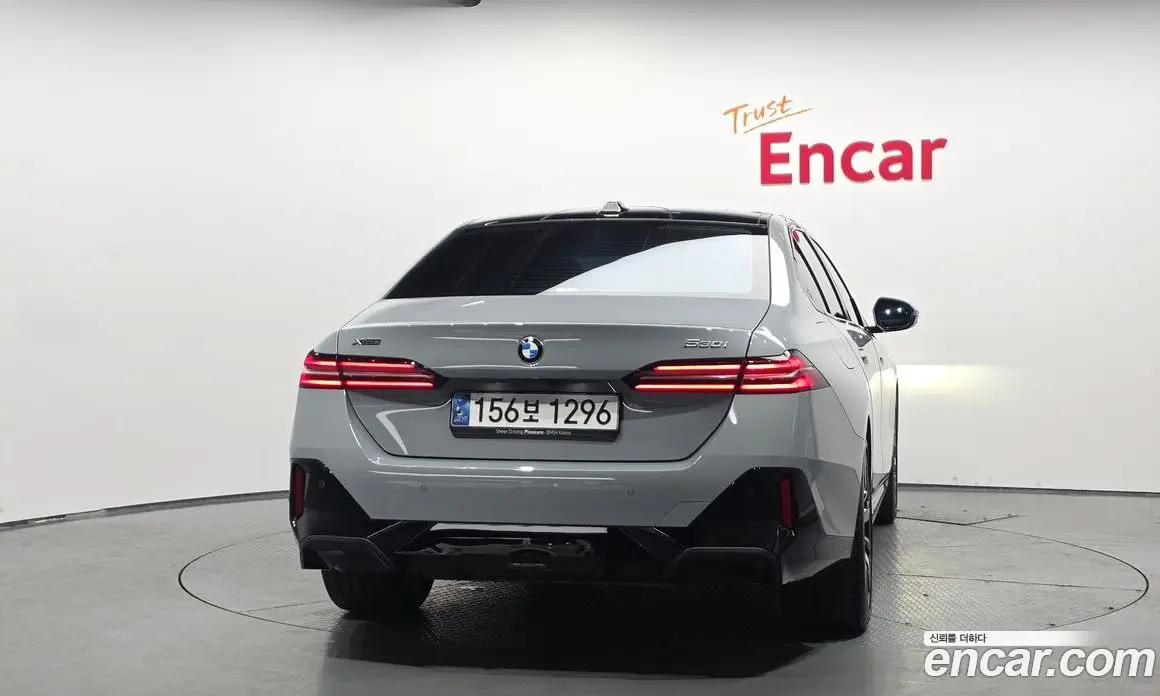 BMW 5 серия 2025 2.0 автомат (гидро), фото 4