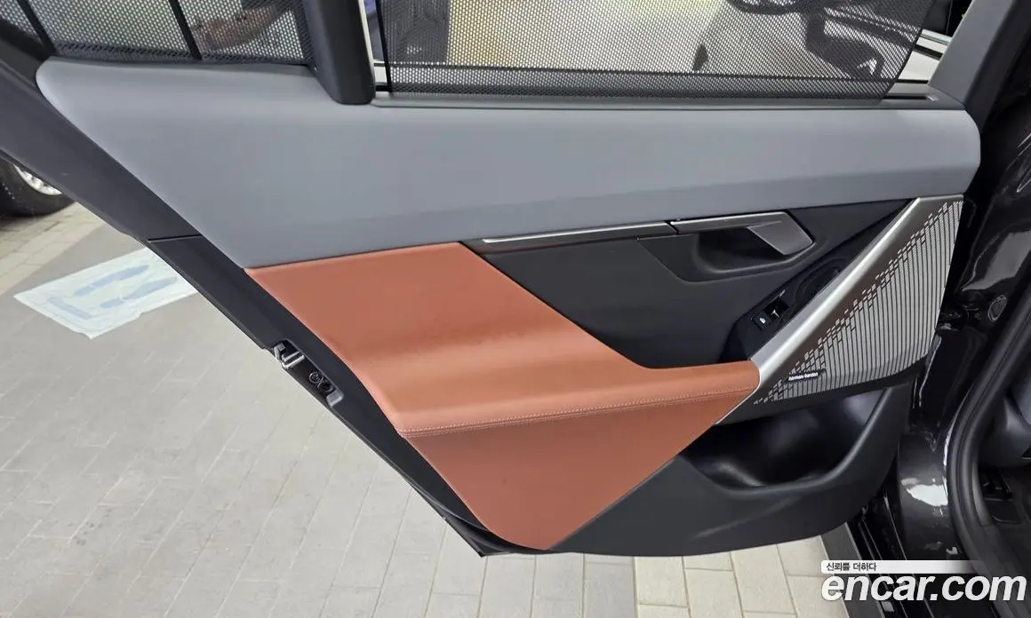 BMW 5 серия 2025 2.0 автомат (гидро), фото 15 BMW 5 серия 2025 2.0 автомат (гидро), фото 15