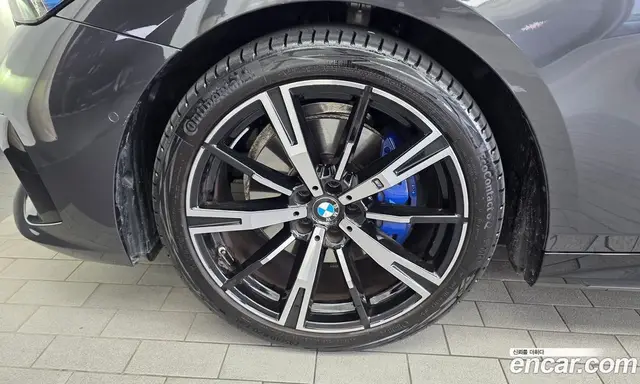 BMW 5 серия 2025 2.0 автомат (гидро), миниатюра 5 BMW 5 серия 2025 2.0 автомат (гидро), миниатюра 5