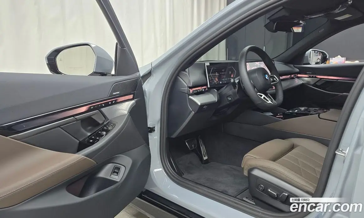 BMW 5 серия 2026 2.0 автомат (гидро), фото 13