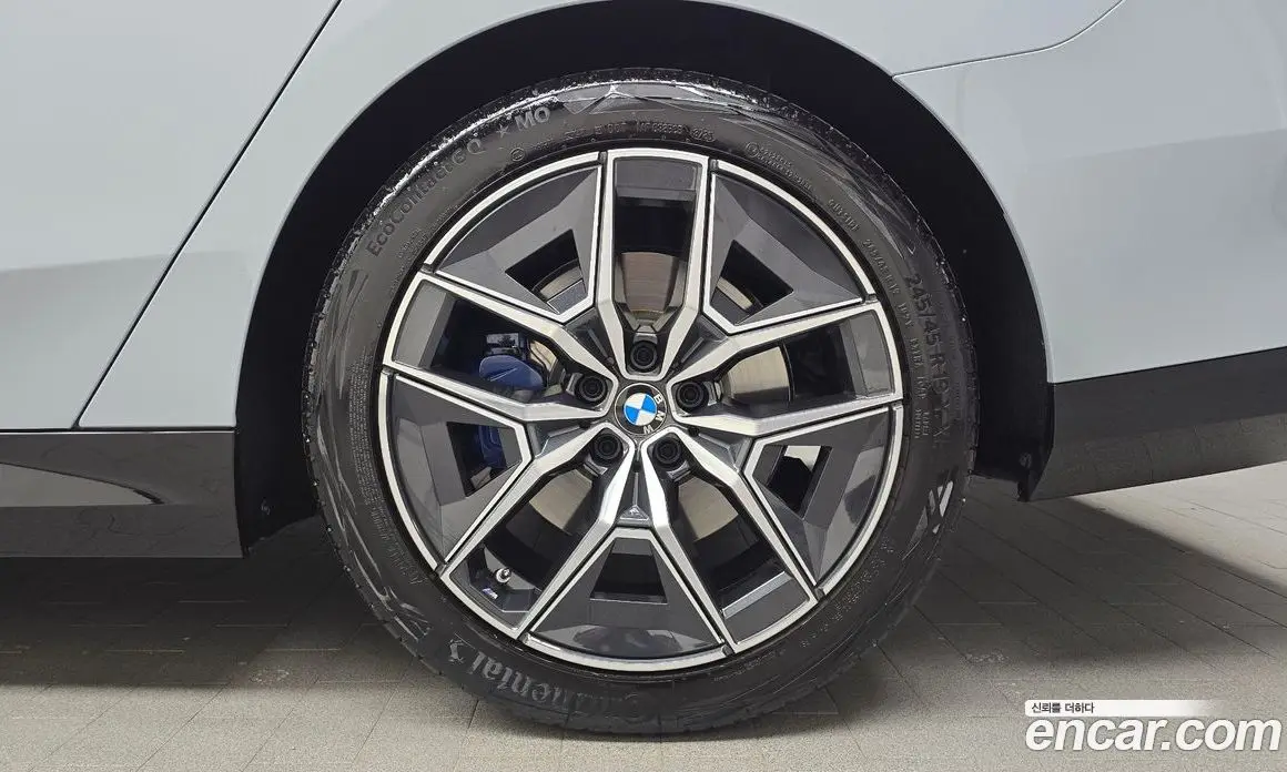 BMW 5 серия 2026 2.0 автомат (гидро), фото 7