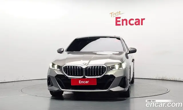 BMW 5 серия 2026 2.0 автомат (гидро), миниатюра 3 BMW 5 серия 2026 2.0 автомат (гидро), миниатюра 3