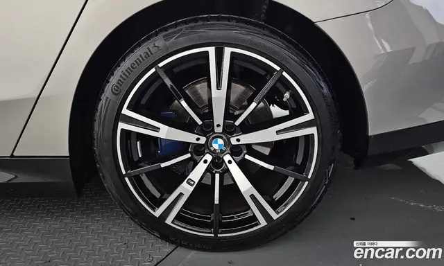 BMW 5 серия 2026 2.0 автомат (гидро), миниатюра 7 BMW 5 серия 2026 2.0 автомат (гидро), миниатюра 7