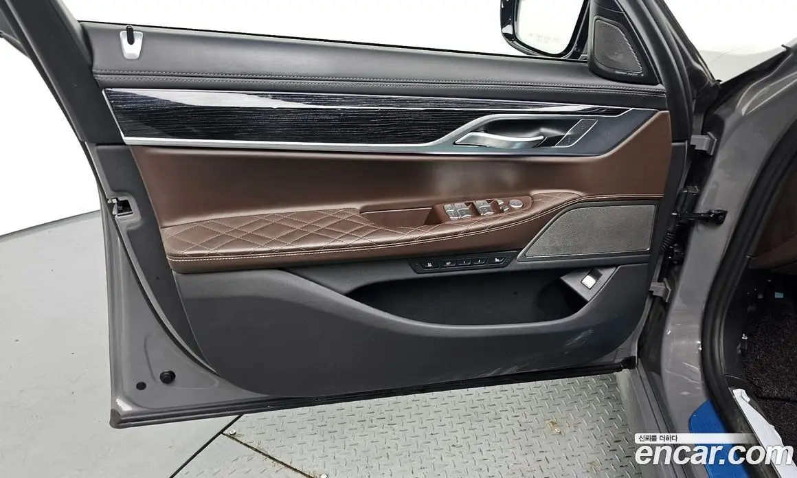 BMW 7 серия 2021 3.0 автомат (гидро), фото 14