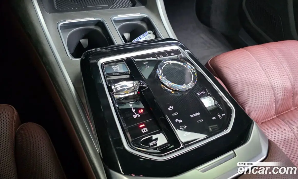 BMW 7 серия 2023 3.0 автомат (гидро), фото 12 BMW 7 серия 2023 3.0 автомат (гидро), фото 12