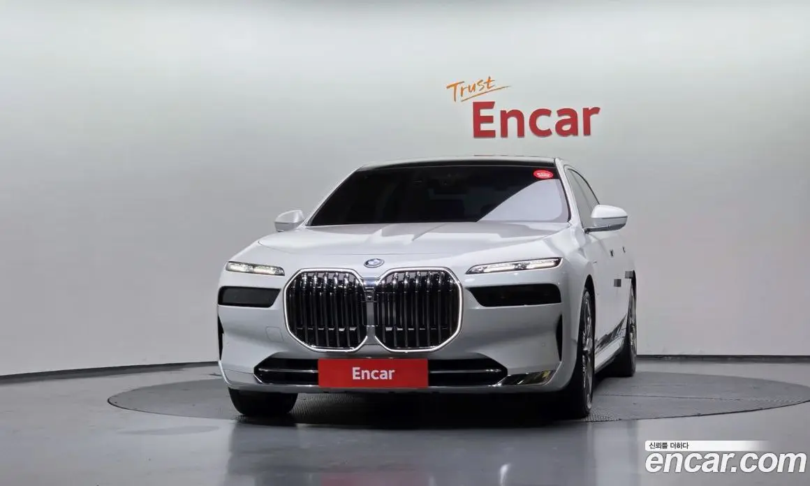BMW 7 серия 2023 3.0 автомат (гидро), фото 3 BMW 7 серия 2023 3.0 автомат (гидро), фото 3